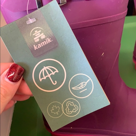 Brand New KAMIK rain boots - Picture 5 of 6